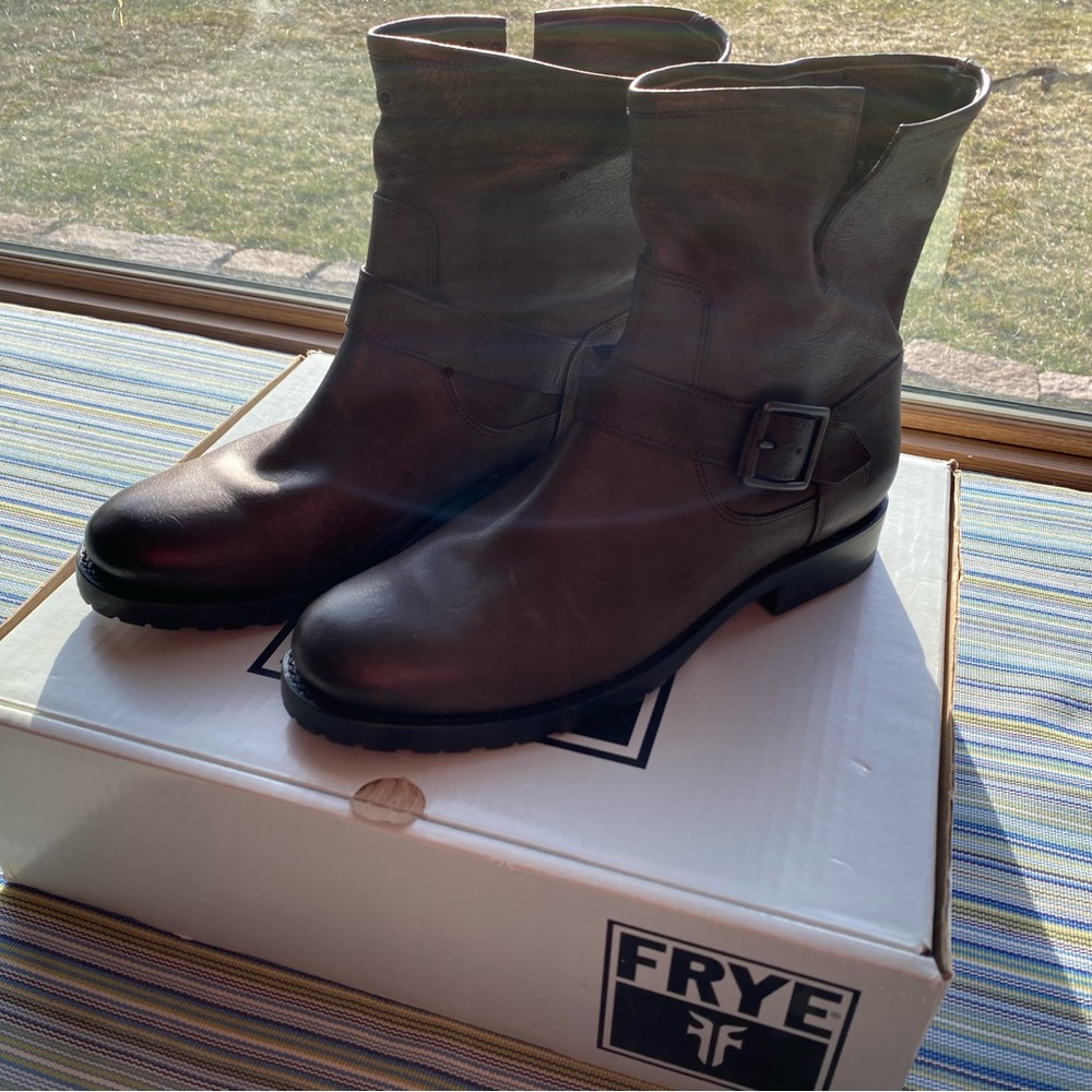 Frye Natalie Short Engineer Boots